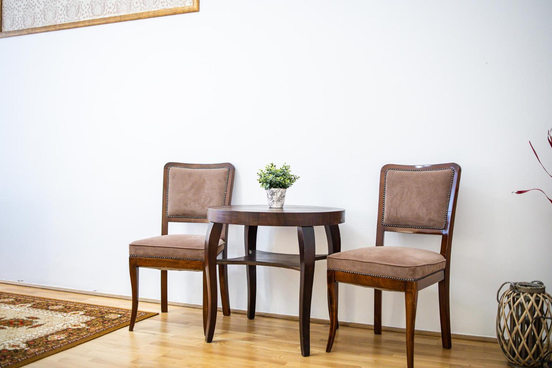 Central Budapest Apartment In Historical Building With Free Private Parking — Photos 2