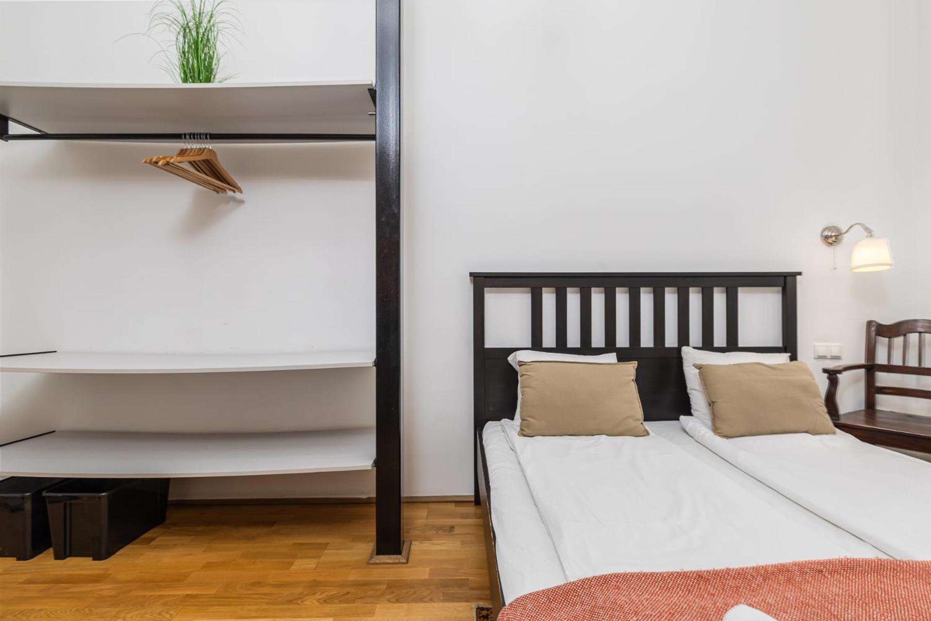 Central Budapest Apartment In Historical Building With Free Private Parking — Photos 3